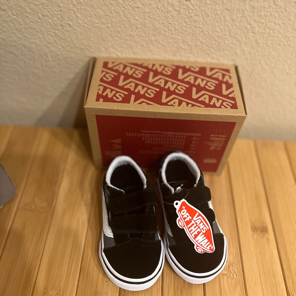 ***New***Old Skool Vans